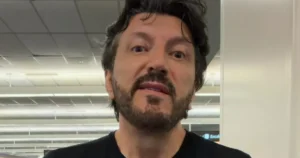 Lito Sousa é internado após inflamação no sistema nervoso central e tratamento contra câncer é adiado