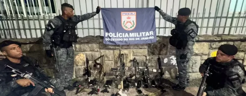 Tiroteio na Avenida Brasil deixa cinco mortos, incluindo um policial militar no Rio de Janeiro