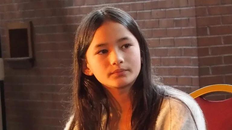 Atriz de Godzilla x Kong, Kaylee Hottle, morre aos 18 anos após acidente de carro