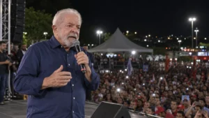 Inacreditável: Lula diz que mulheres “aprendem a tomar toque desde pequenas” ao falar sobre exame de próstata
